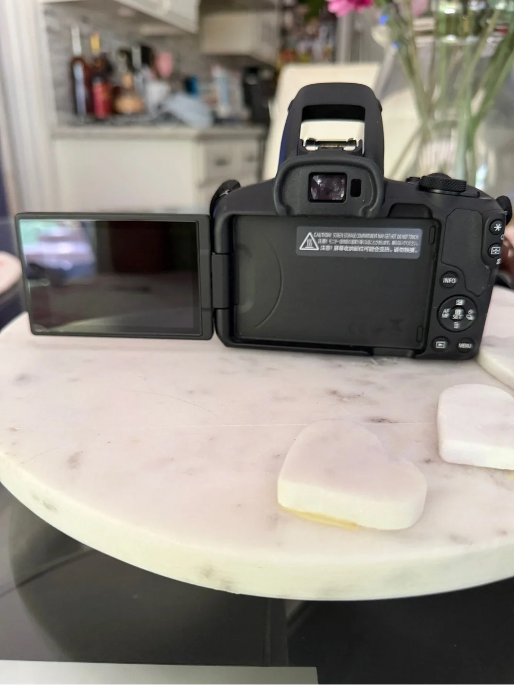 Canon compact eos